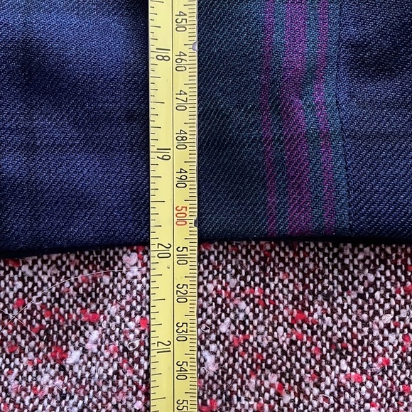 J. McLaughlin Scottish Plaid Fully Lined Mini Skirt with back vent. Size 2 - Picture 10 of 10